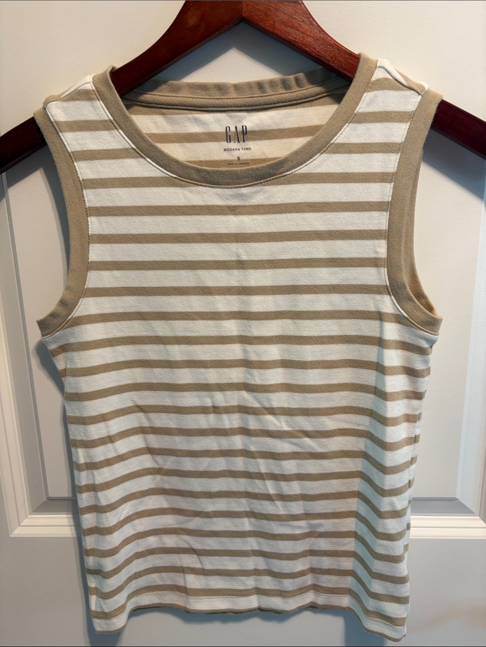 GAP Striped Crewneck Tank — Cream & Tan